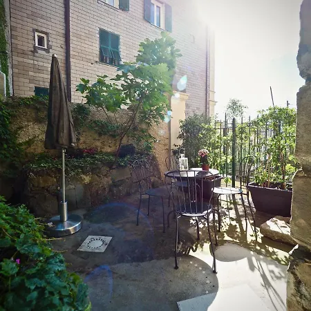 Appartement Comoda Casa Paleocapa Con Giardino Gênes